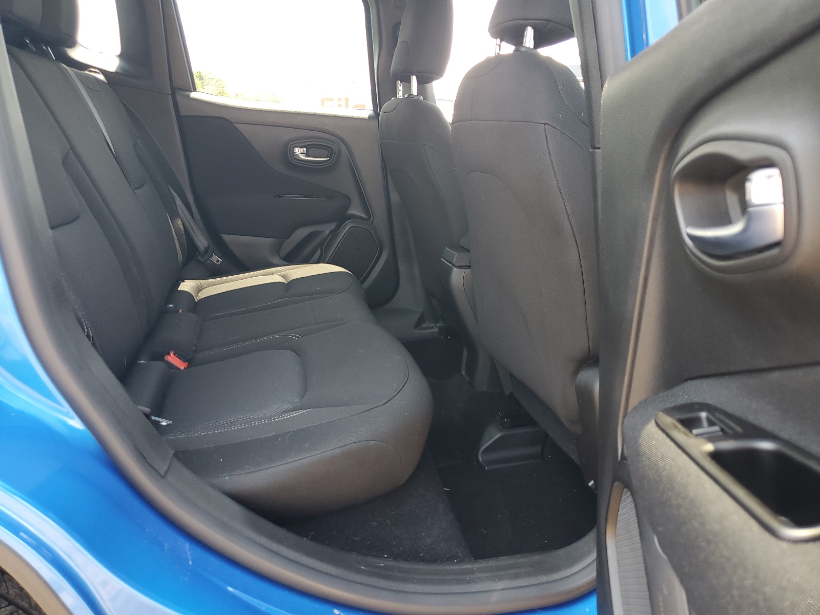 ZACNJBAB6LPM06990 2020 Jeep Renegade Sport