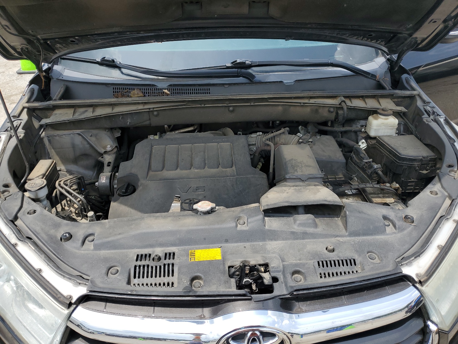 5TDKKRFH1GS506416 2016 Toyota Highlander Xle