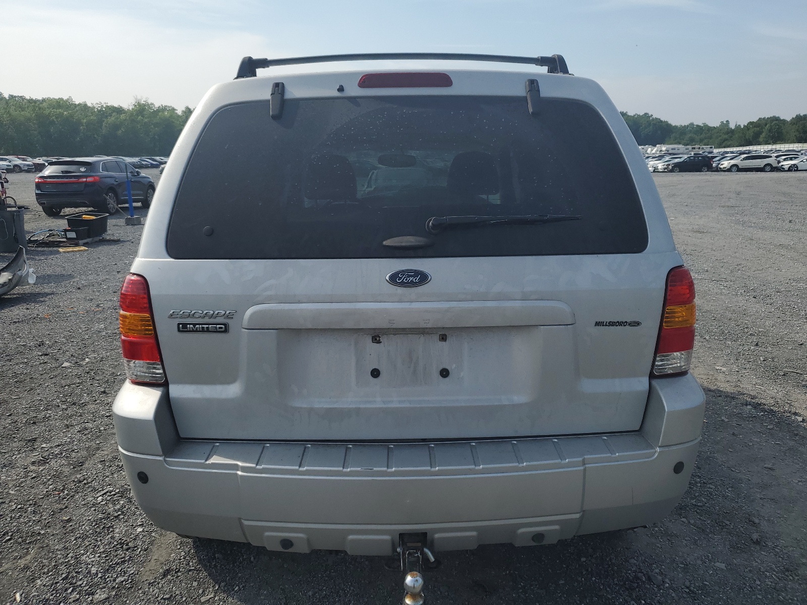 1FMYU94105KB05983 2005 Ford Escape Limited