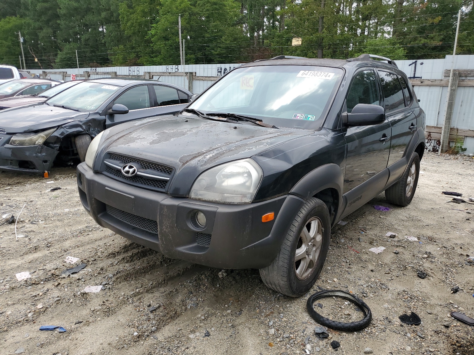 KM8JN12D75U043807 2005 Hyundai Tucson Gls