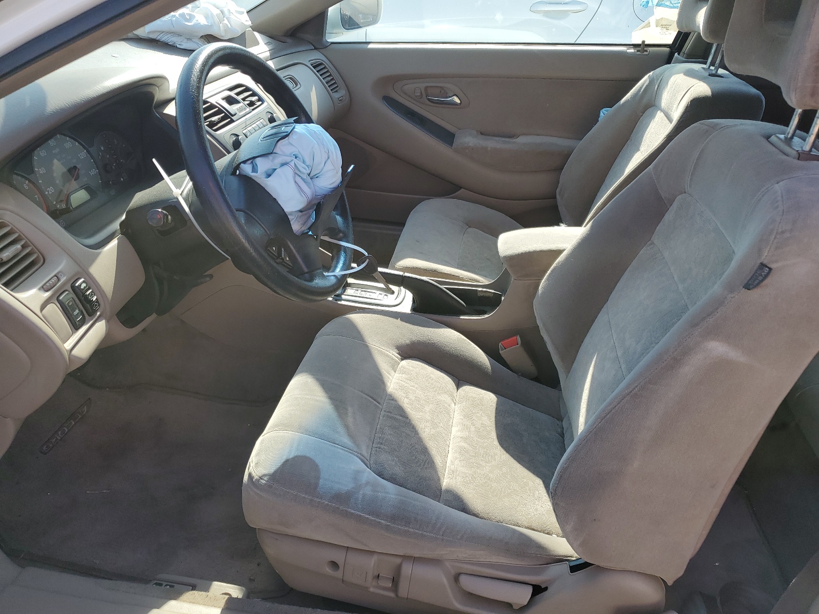 1HGCG32551A017912 2001 Honda Accord Ex