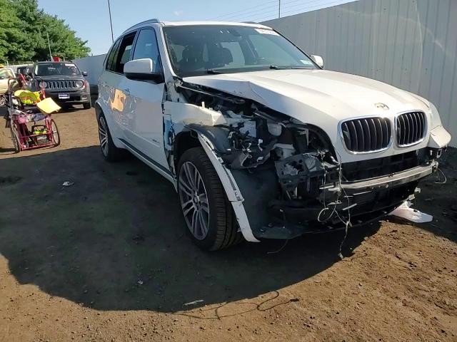 2013 BMW X5 xDrive35I VIN: 5UXZV4C50D0E00946 Lot: 64575244