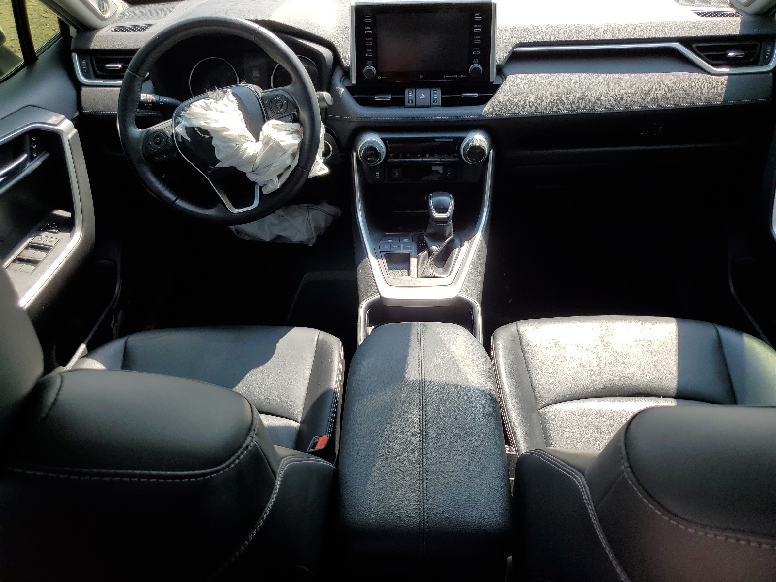 JTMC1RFV3KD002189 2019 Toyota Rav4 Xle Premium