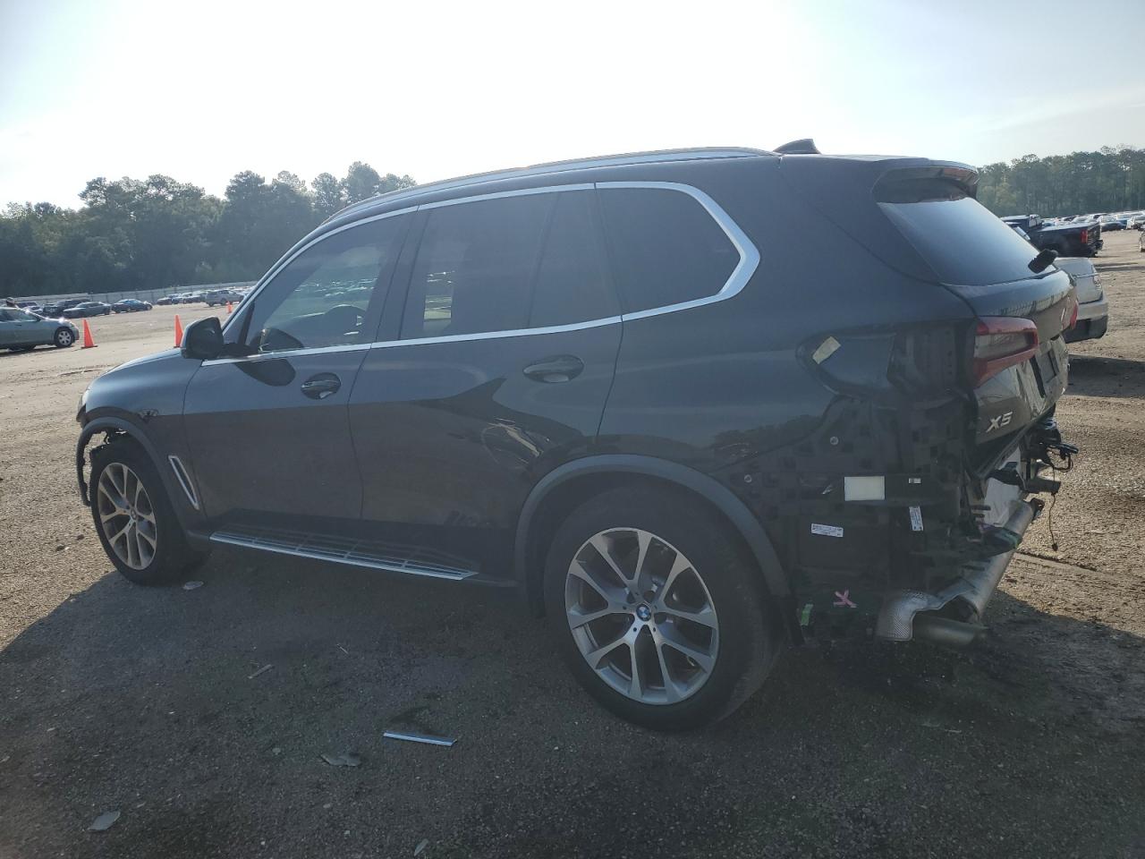 5UXCR6C58KLK84930 2019 BMW X5 - Image 2