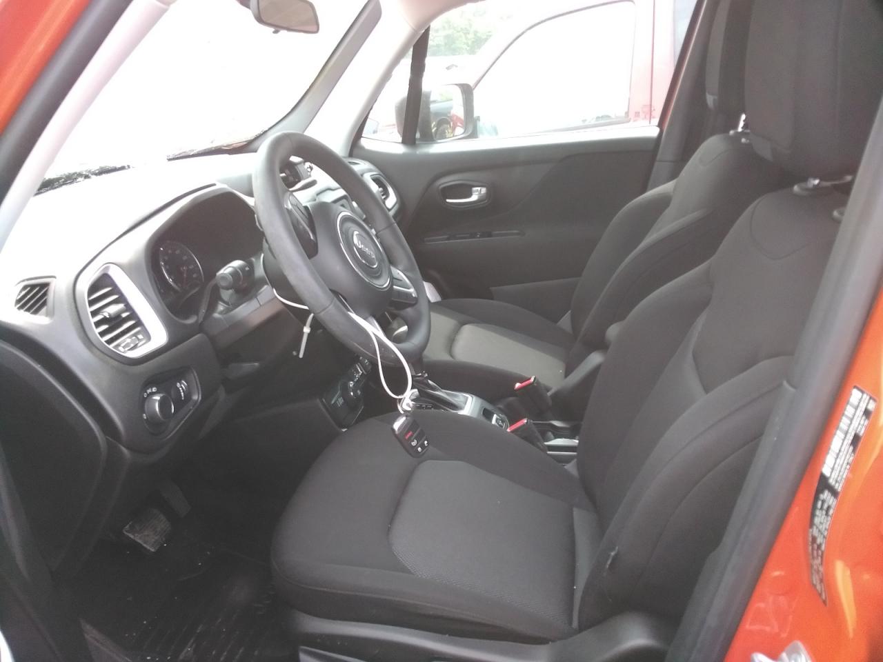 ZACNJBAB0KPK61959 2019 Jeep Renegade Sport