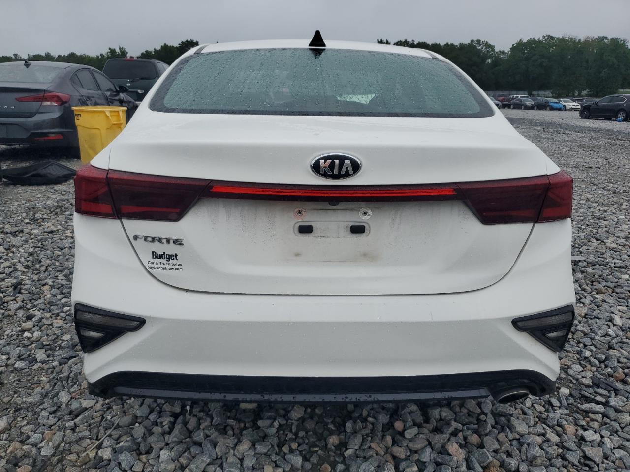 3KPF24AD8KE104002 2019 Kia Forte Fe