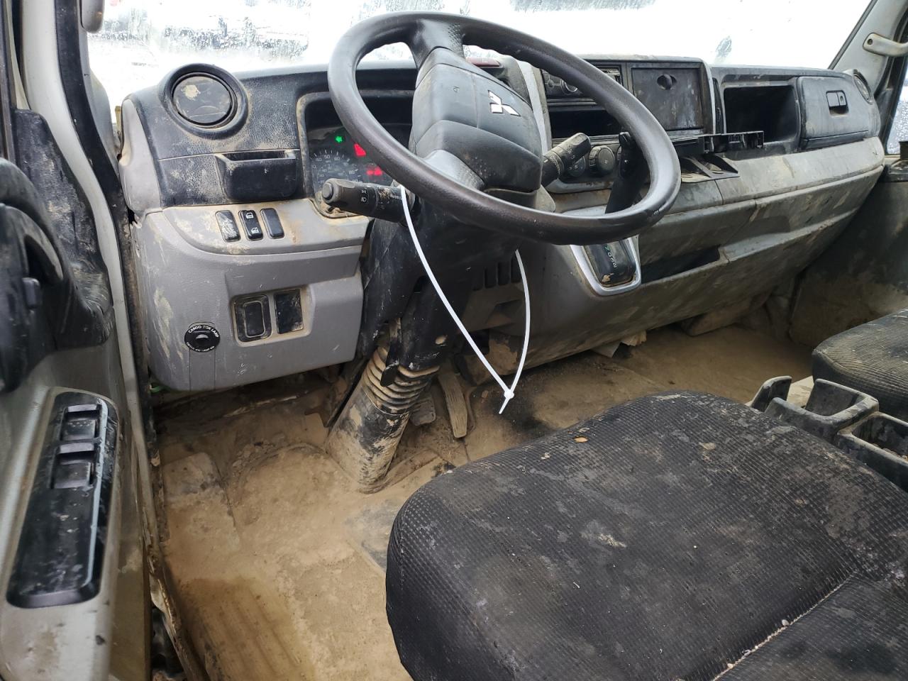 4UZBVK119LGLM1675 2020 Mitsubishi Fuso Truck Of America Inc Fe Fec72S