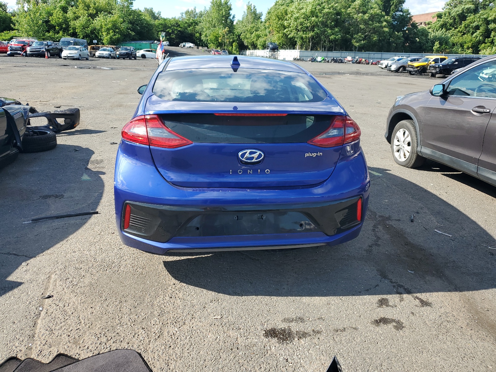 2019 Hyundai Ioniq Limited vin: KMHC75LD3KU183955