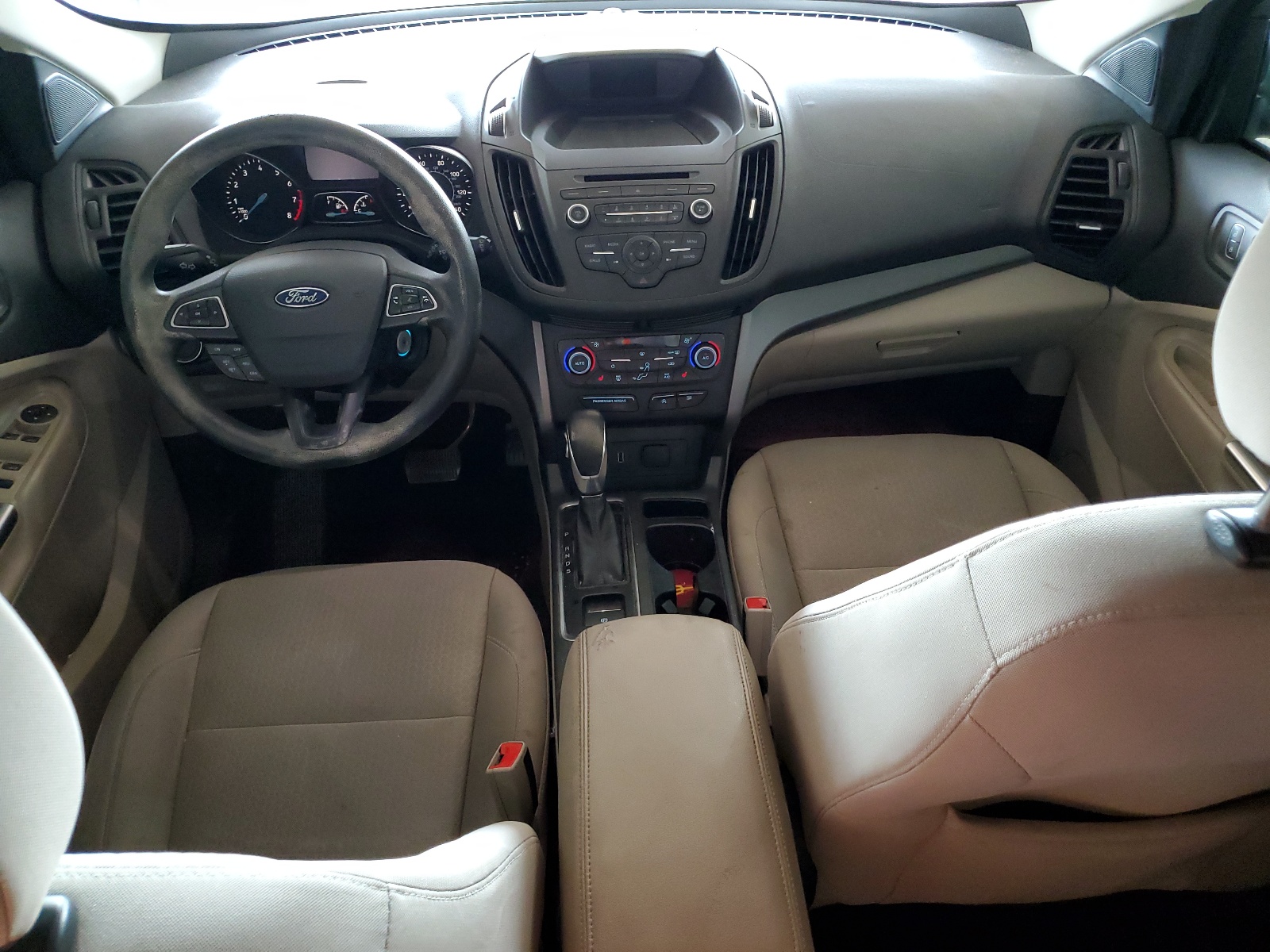 1FMCU0GD4JUD22141 2018 Ford Escape Se
