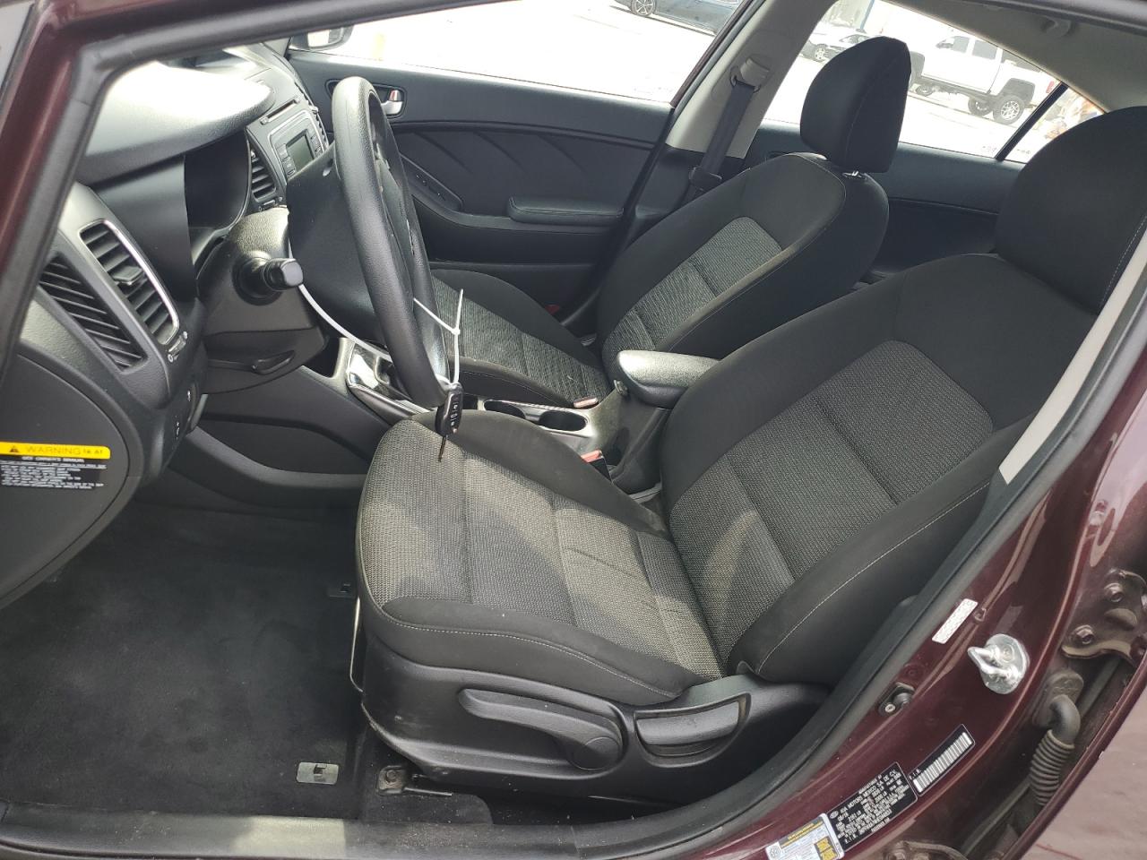 2017 Kia Forte Lx VIN: 3KPFK4A74HE044853 Lot: 63132754