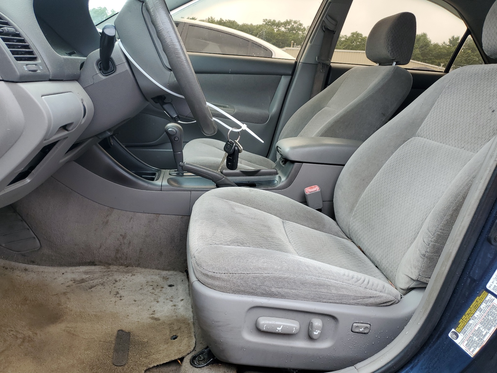 4T1BE32KX4U300312 2004 Toyota Camry Le