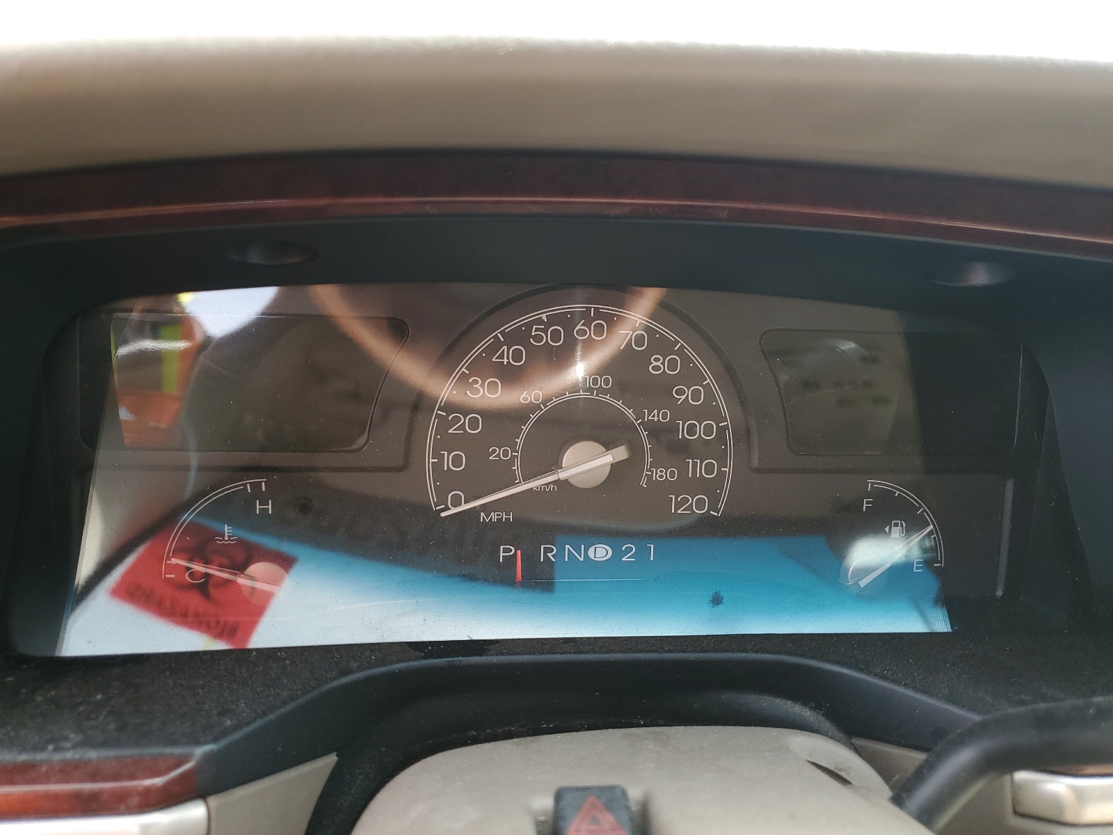 1LNHM82W93Y661258 2003 Lincoln Town Car Signature