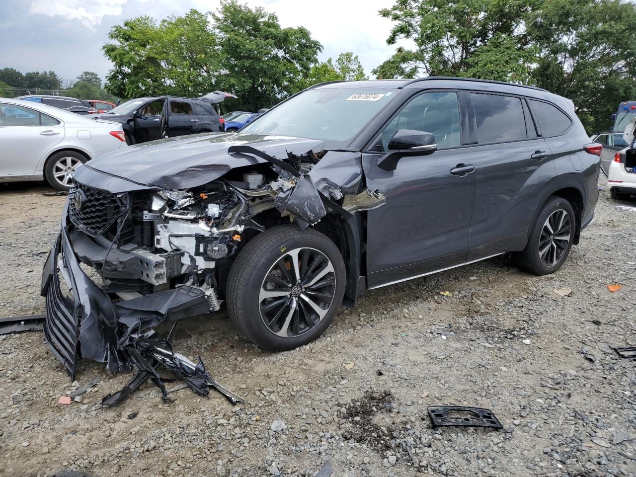 5TDLZRBH8NS238743 2022 TOYOTA HIGHLANDER - Image 1