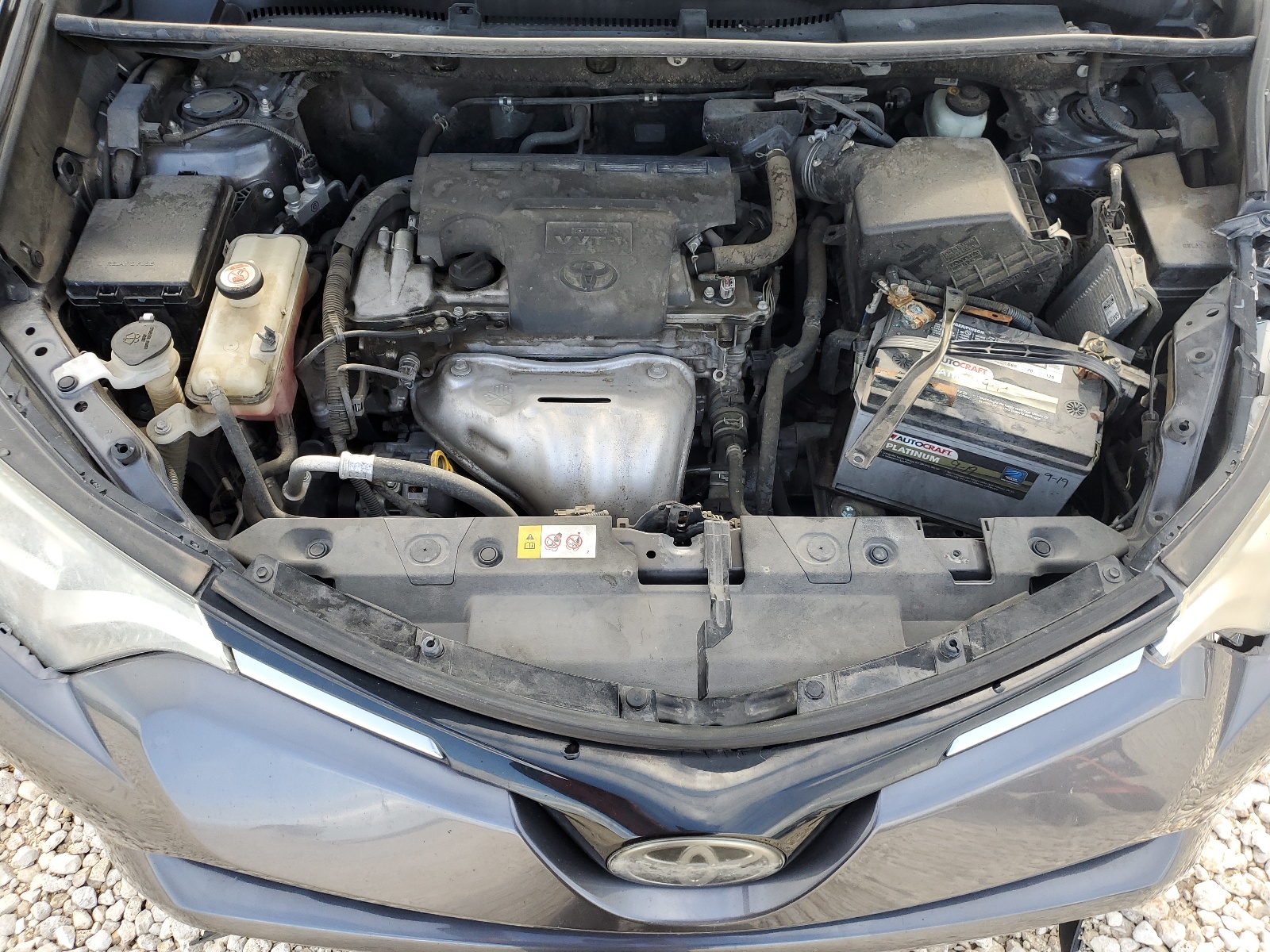 JTMZFREV9HJ106810 2017 Toyota Rav4 Le