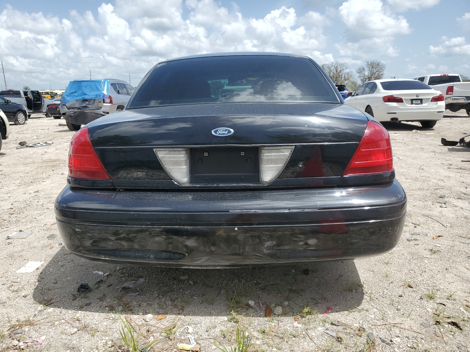 2FAFP71W93X179054 2003 Ford Crown Victoria Police Interceptor
