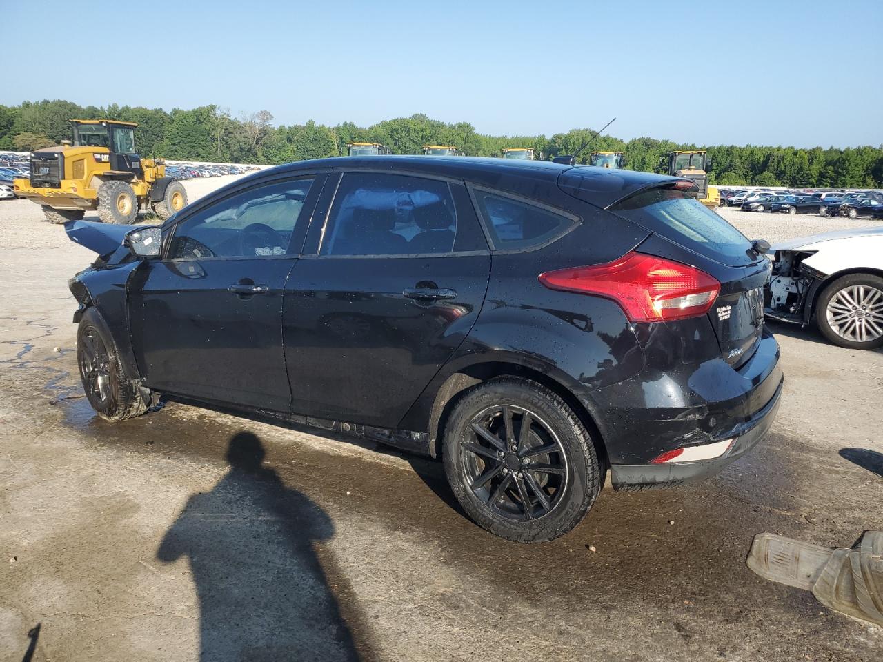 1FADP3K29HL330829 2017 FORD FOCUS - Image 2