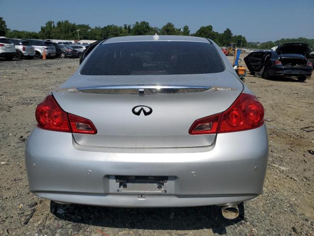  INFINITI G37 2013 Сріблястий