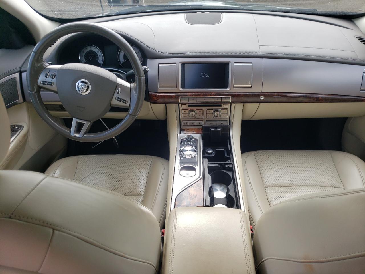 2011 Jaguar Xf Premium VIN: SAJWA0GB8BLS01582 Lot: 65133214