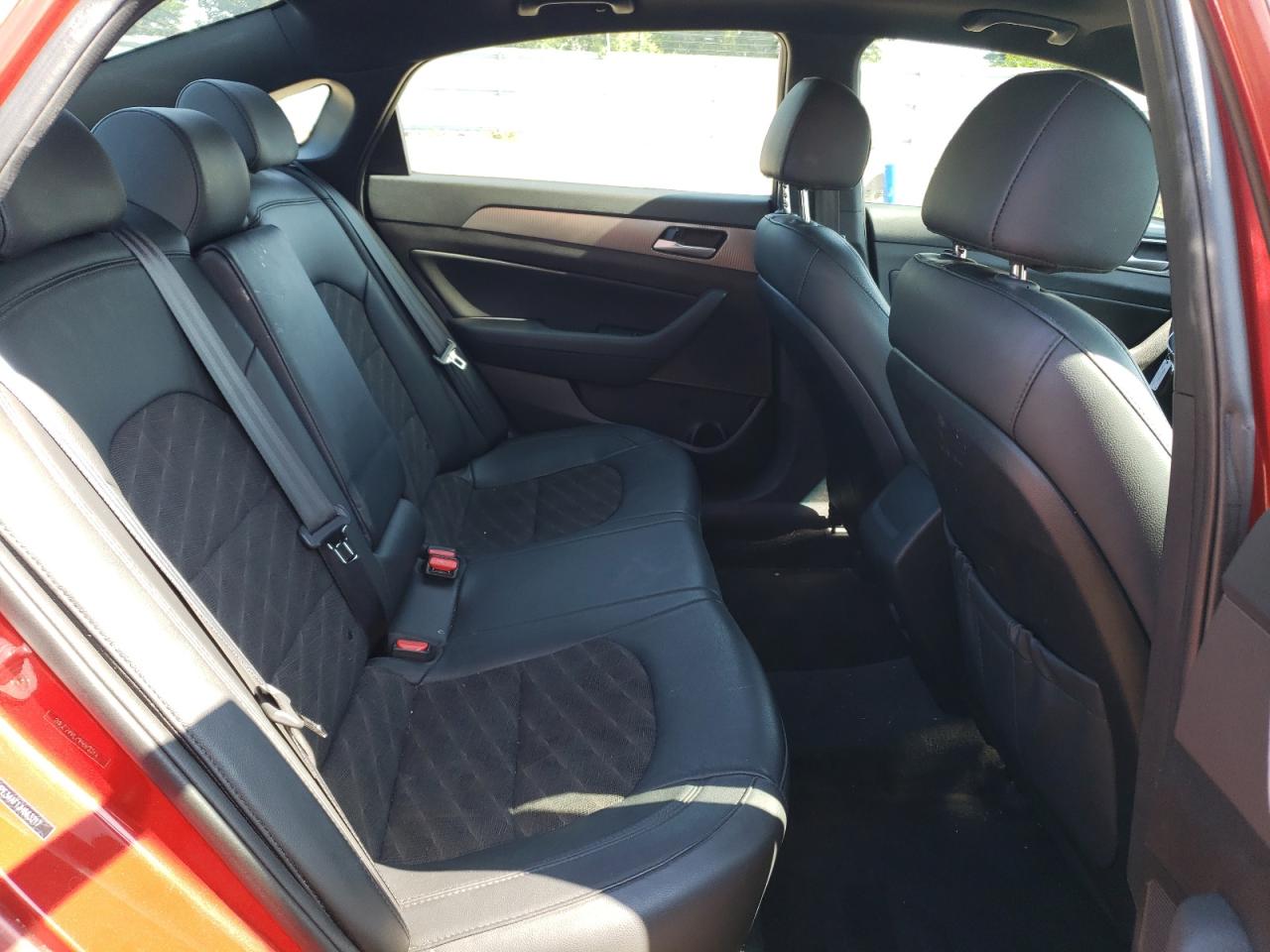 2018 Hyundai Sonata - Image 10