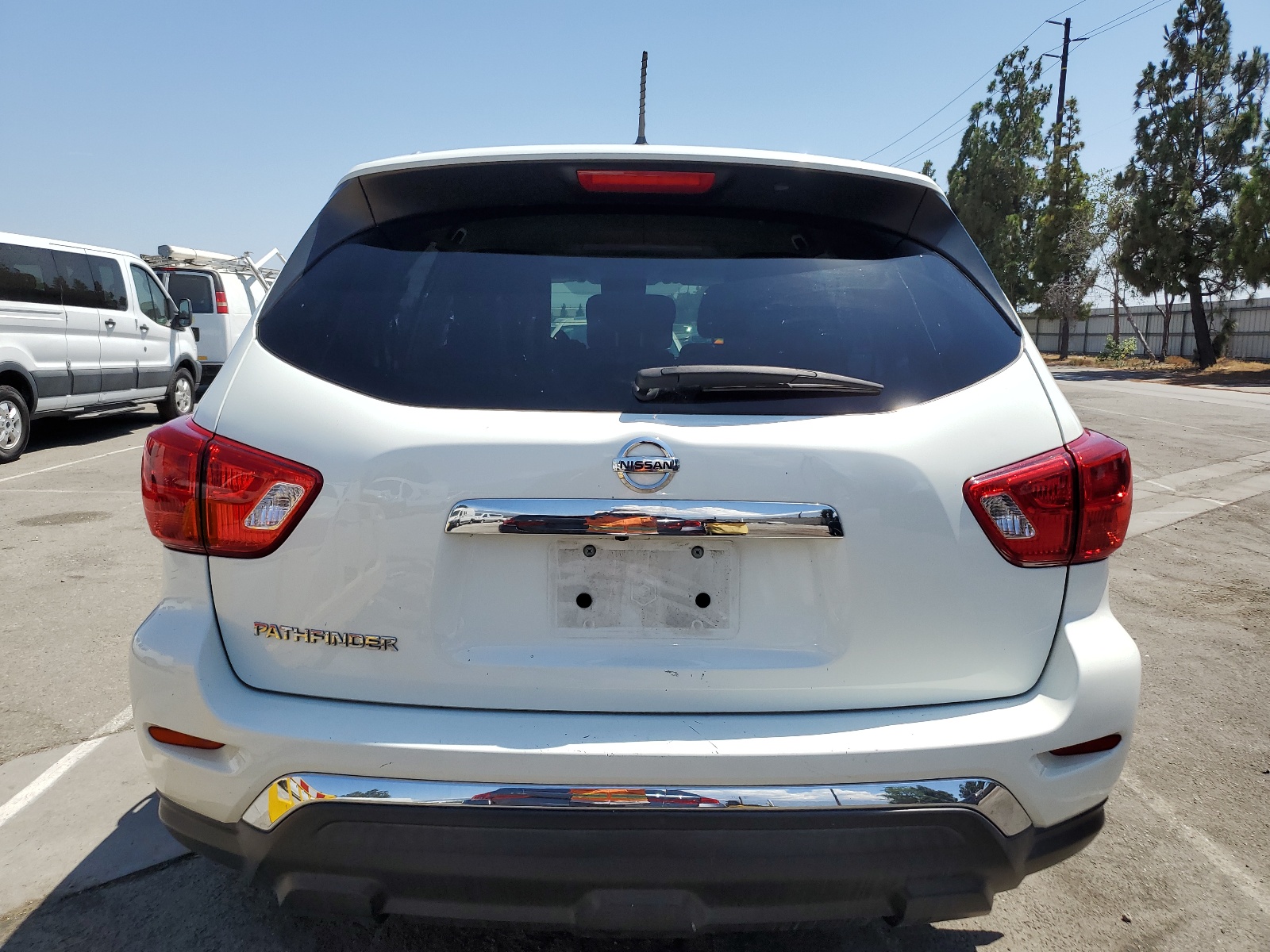 5N1DR2MN1HC905961 2017 Nissan Pathfinder S