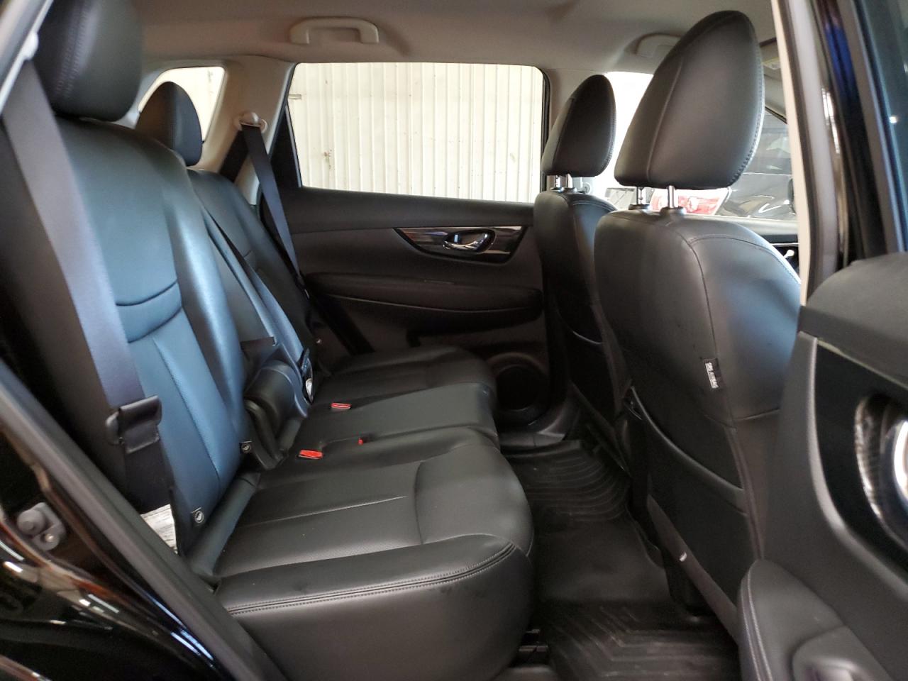 2017 Nissan Rogue S VIN: JN8AT2MV1HW285771 Lot: 64196154