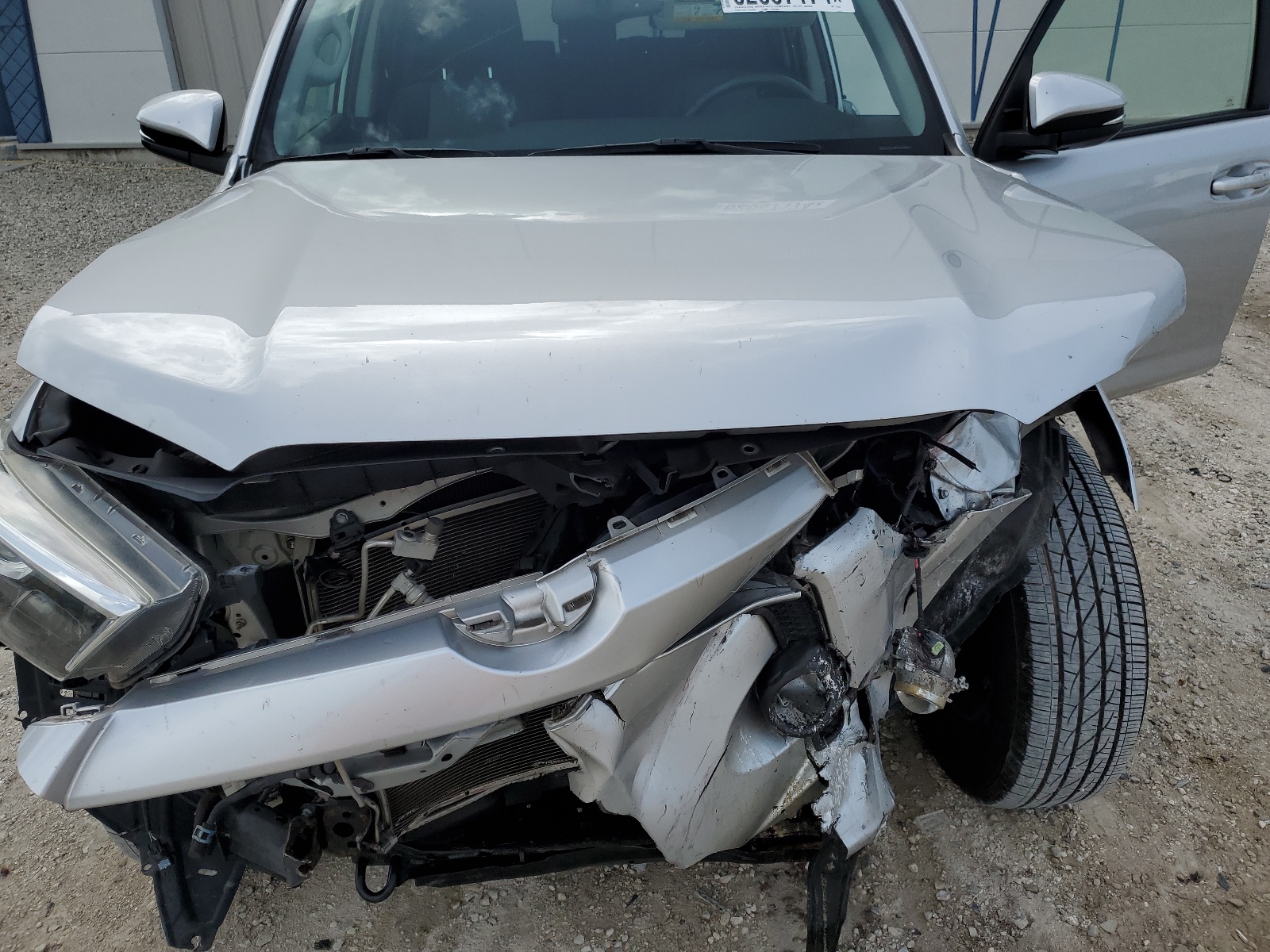 JTEZU5JR8K5193893 2019 Toyota 4Runner Sr5