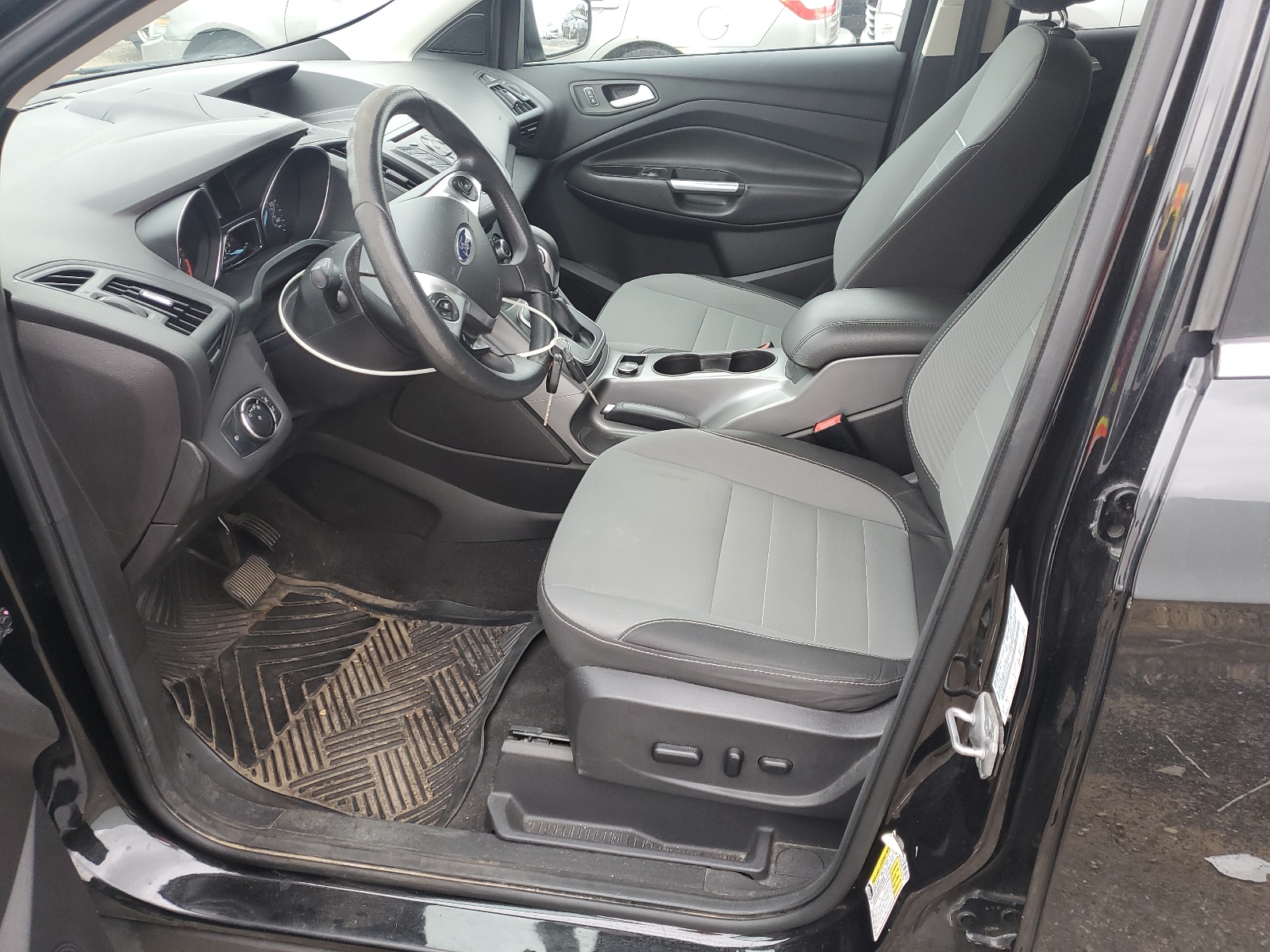 1FMCU9G94EUA23030 2014 Ford Escape Se