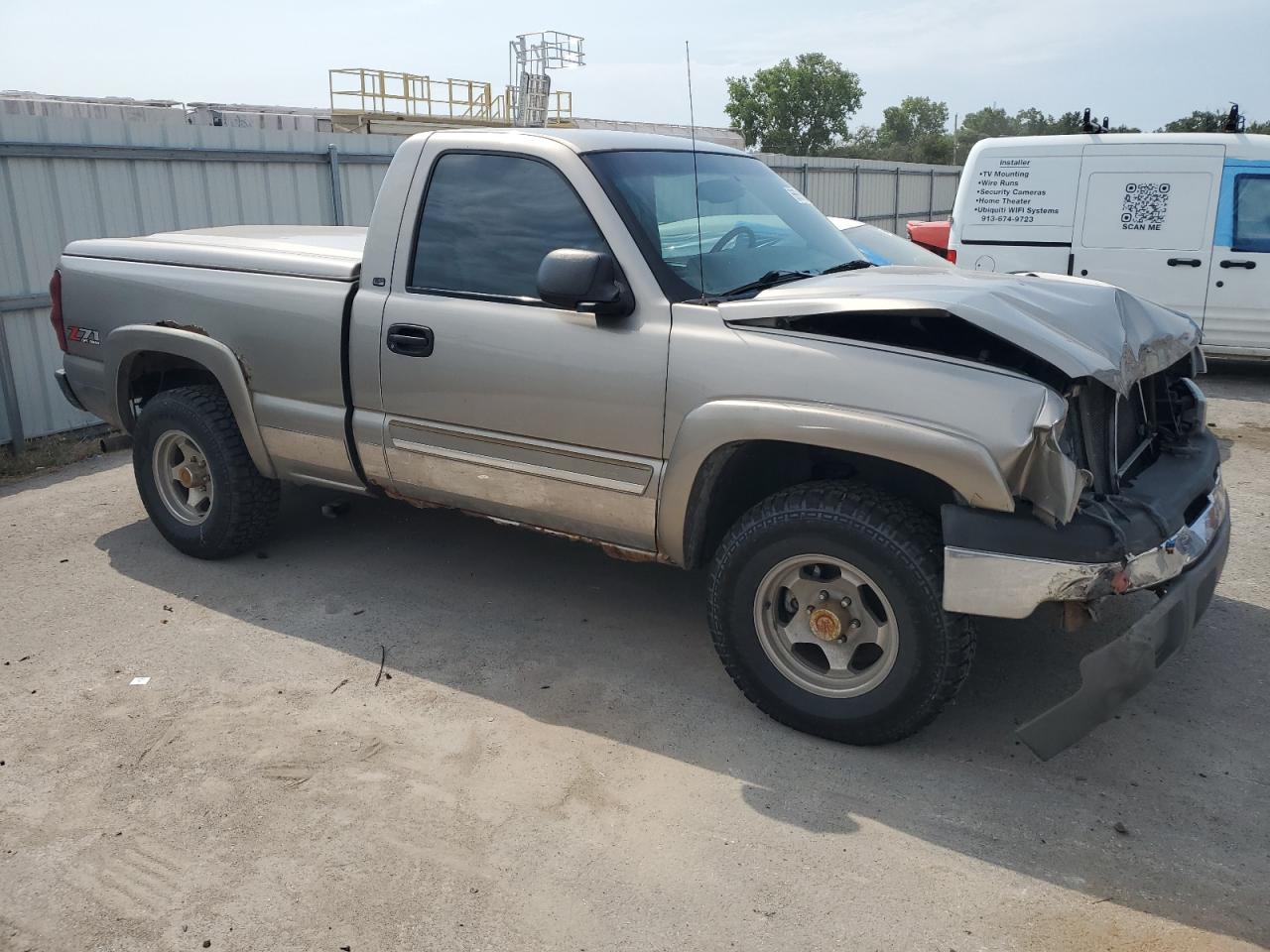 2003 Chevrolet Silverado - Image 4