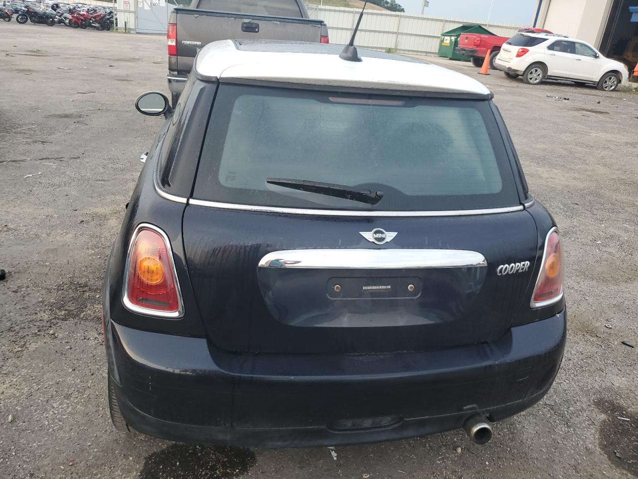 2008 Mini Cooper VIN: WMWMF33538TU64545 Lot: 65250924