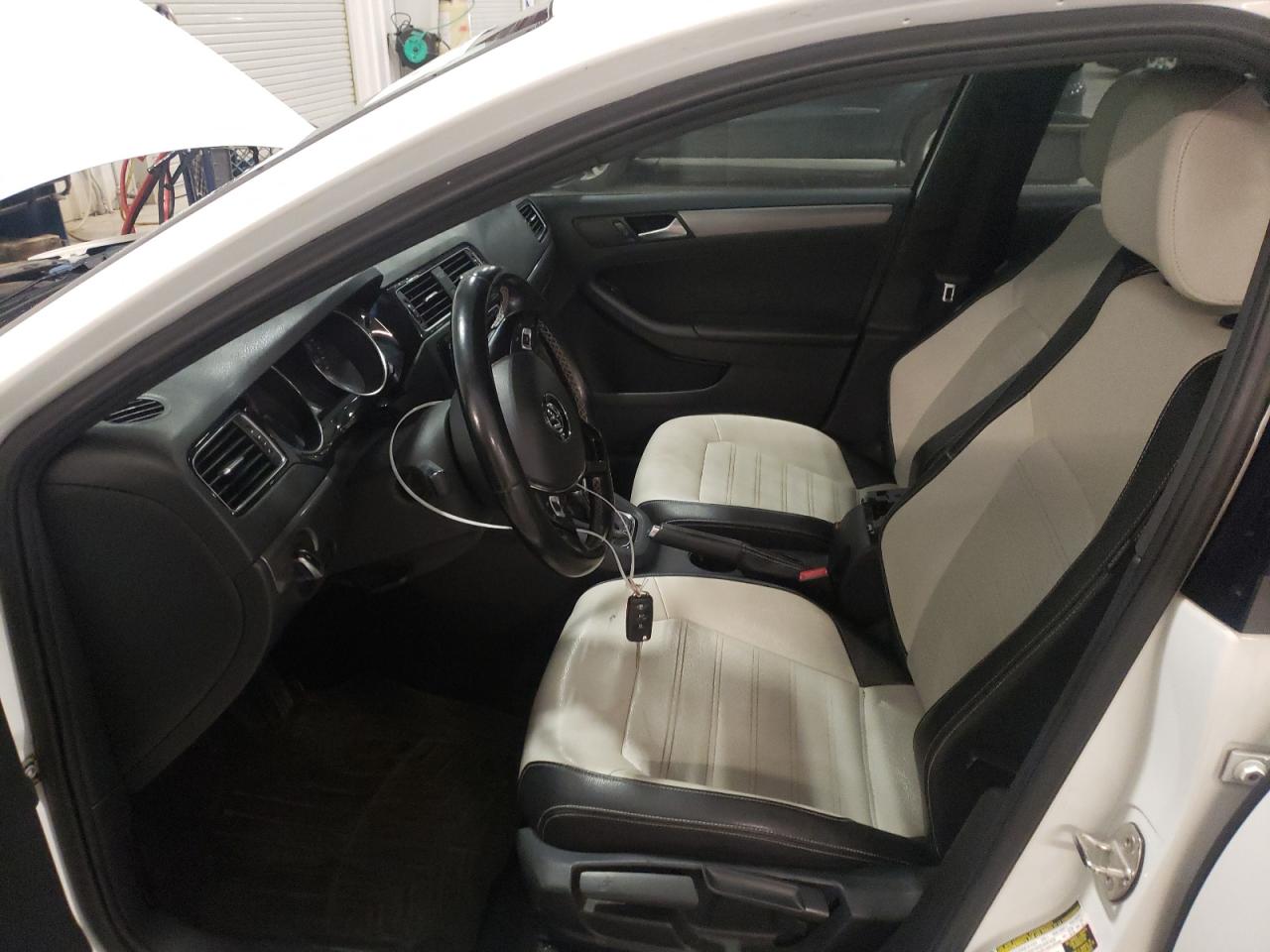 2016 Volkswagen Jetta Sport VIN: 3VWD17AJ3GM402307 Lot: 63883124