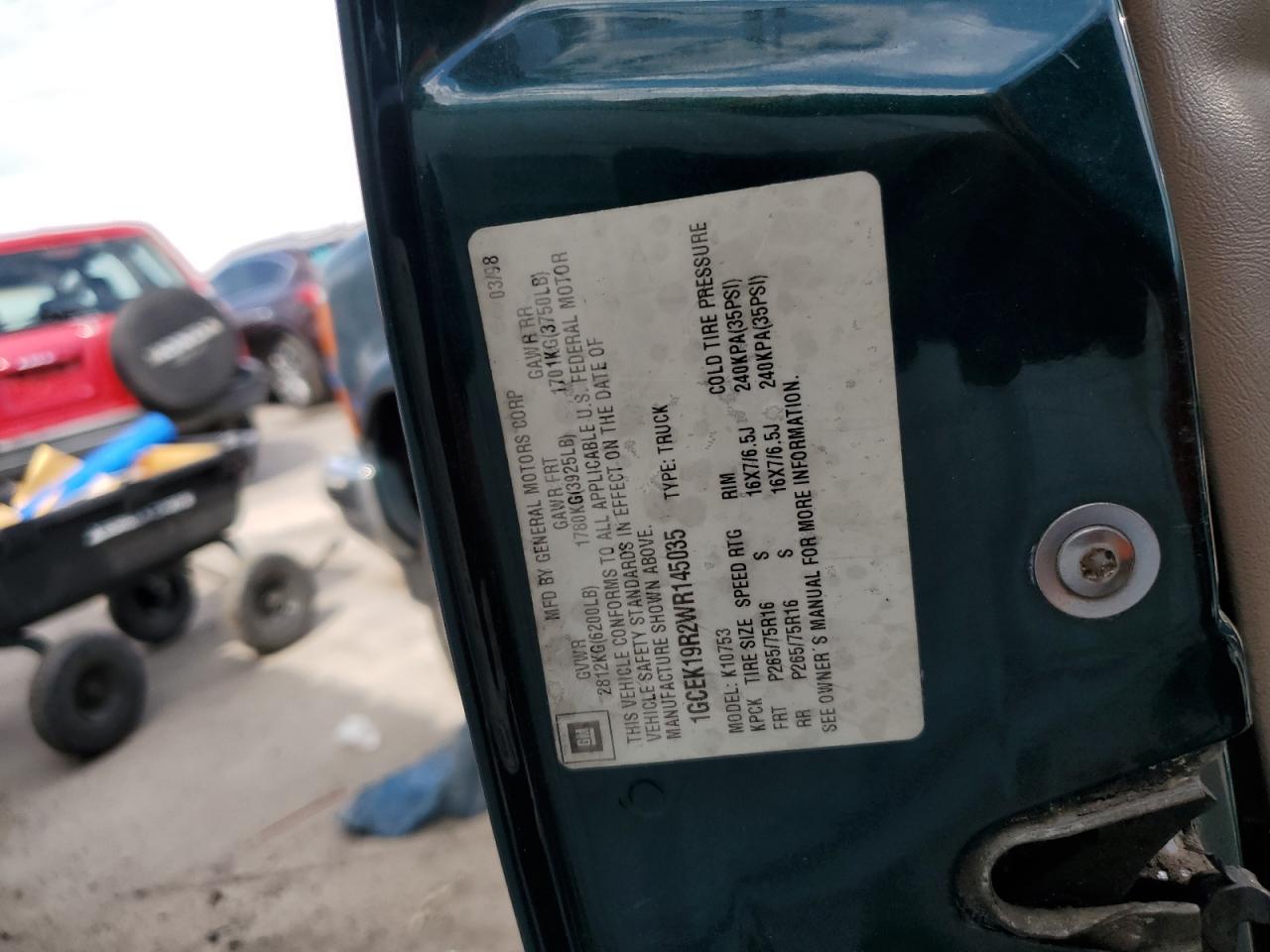 1998 Chevrolet Gmt-400 K1500 VIN: 1GCEK19R2WR145035 Lot: 63723394