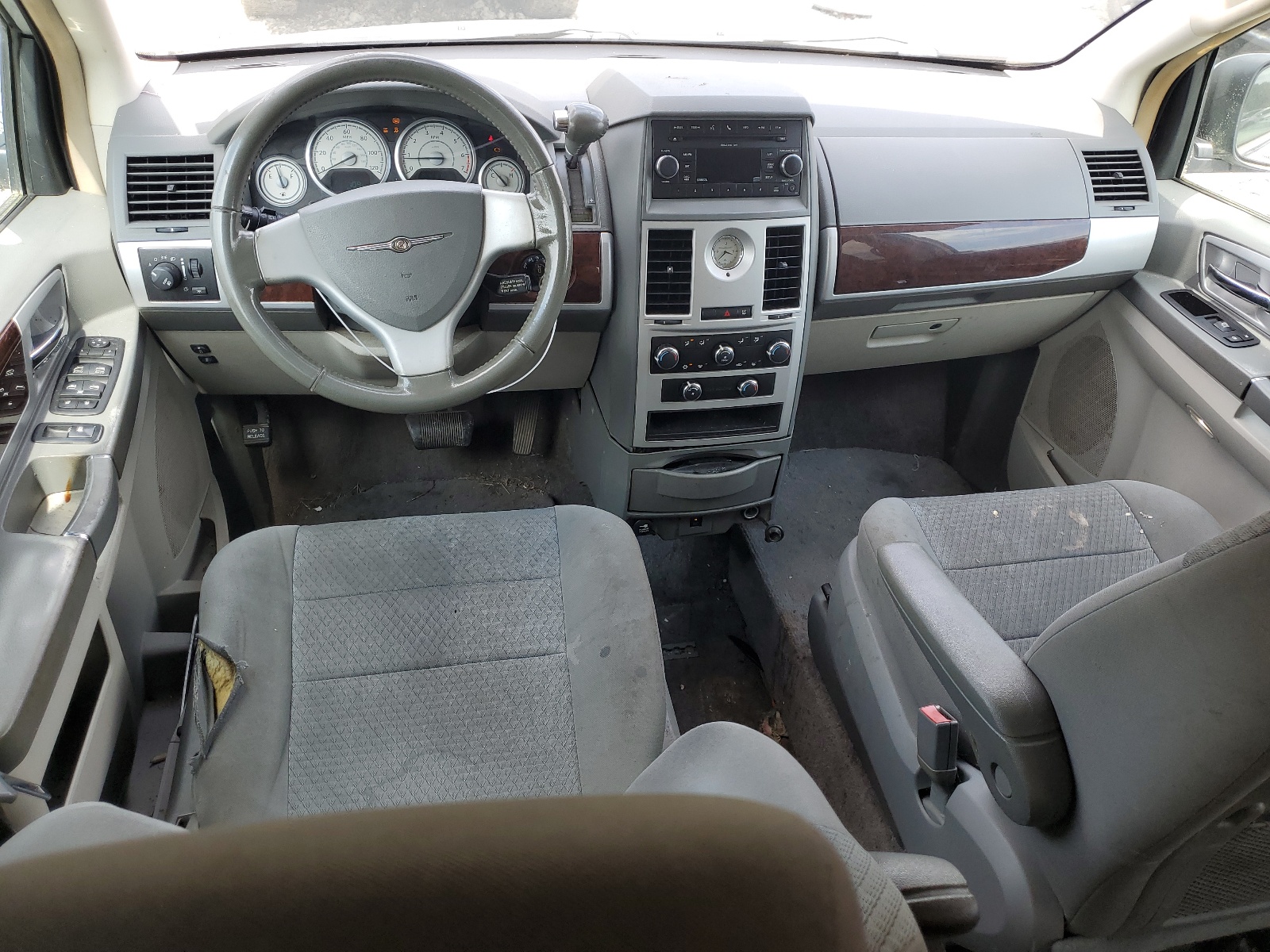 2A4RR5D14AR414042 2010 Chrysler Town & Country Touring