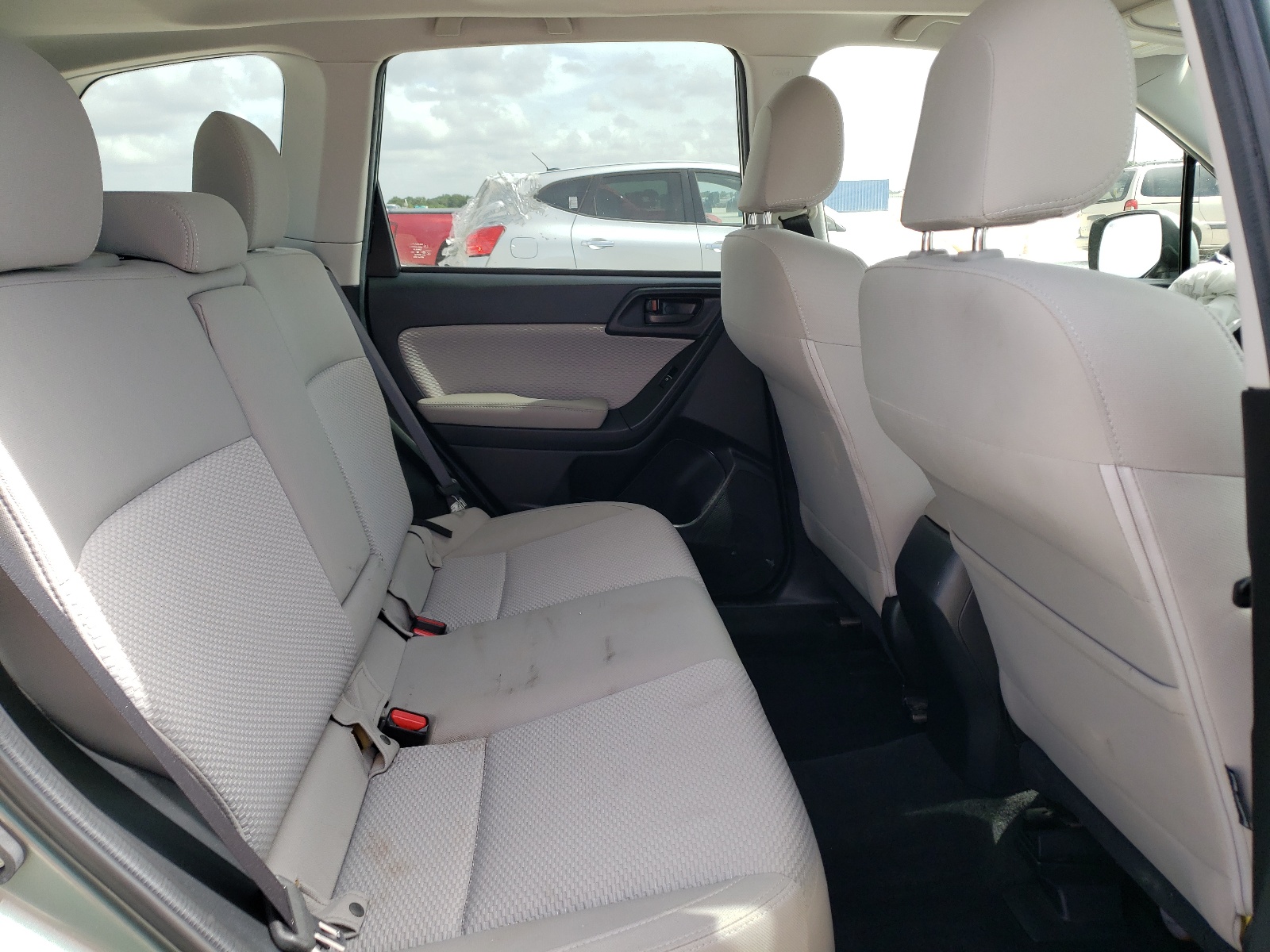 JF2SJAEC2HH400834 2017 Subaru Forester 2.5I Premium