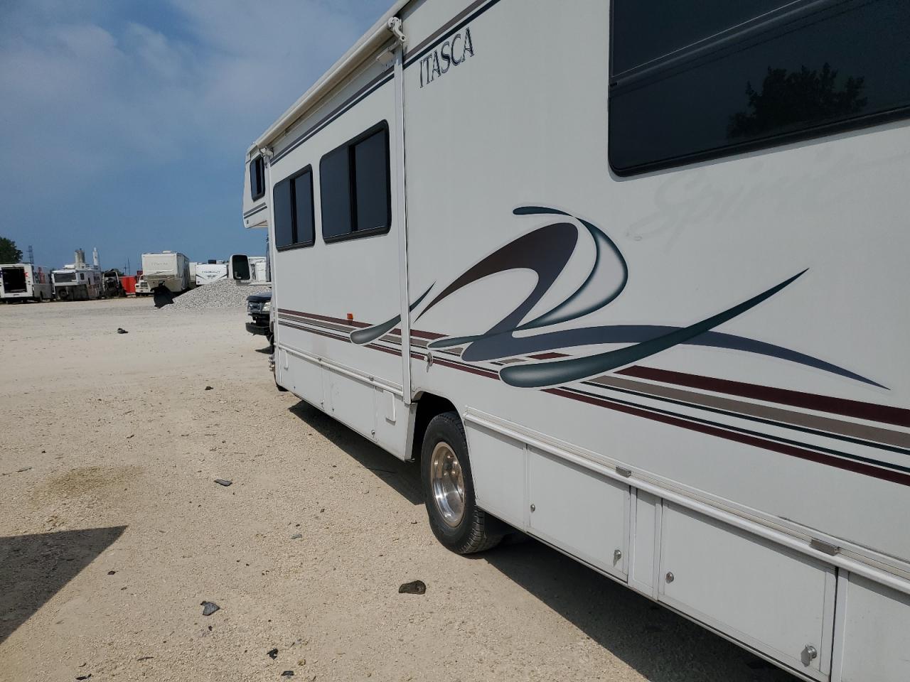 2002 Ford Econoline E450 Super Duty Cutaway Van VIN: 1FDXE45SX2HB43409 Lot: 64673264