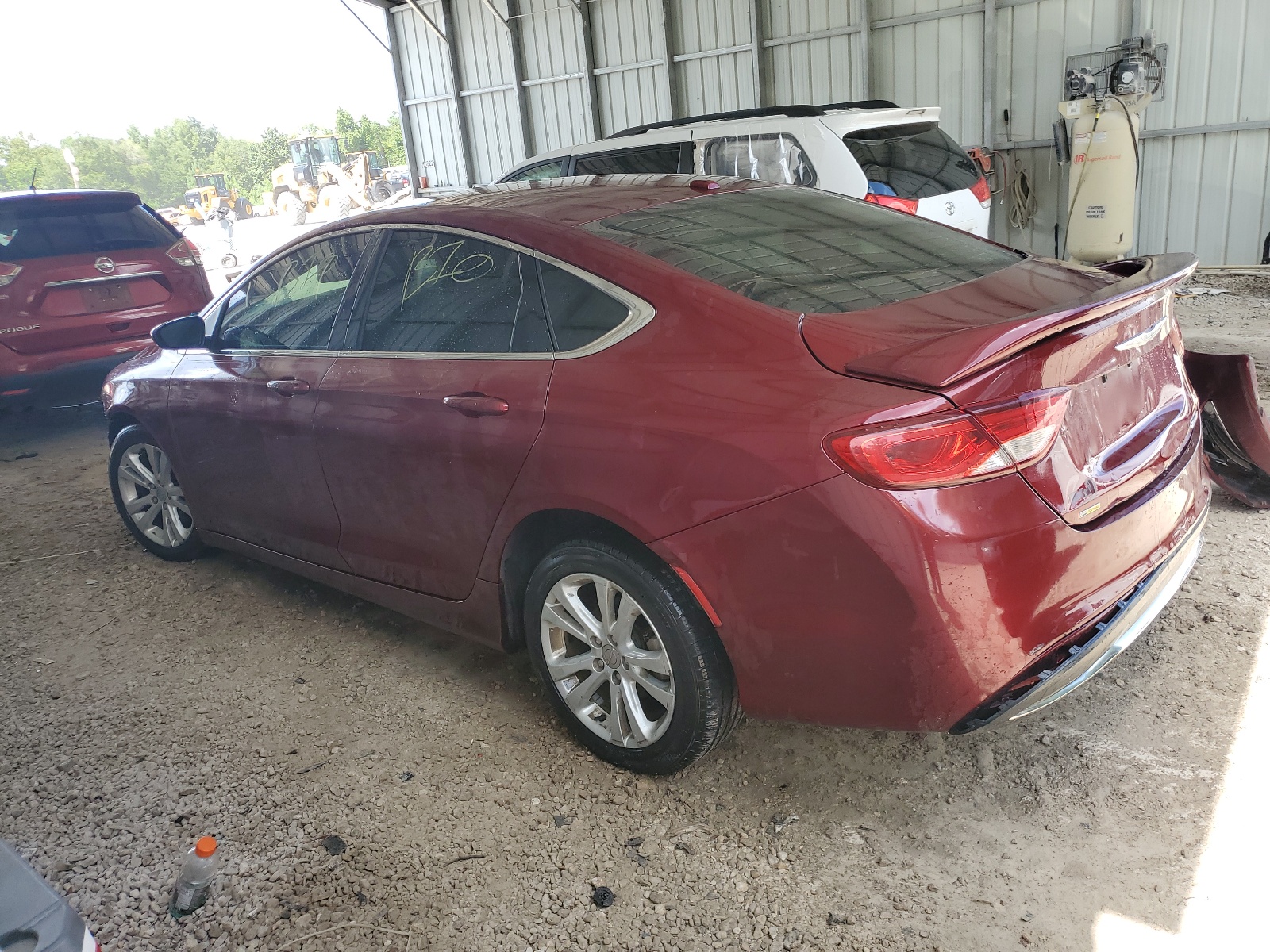 2015 Chrysler 200 Limited vin: 1C3CCCAB4FN723534