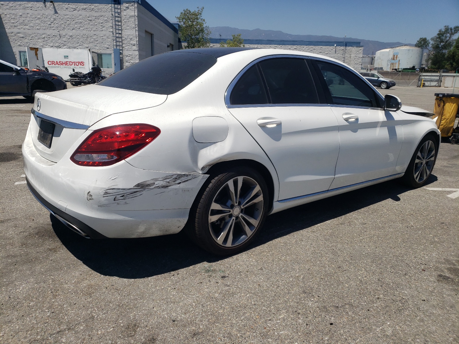 55SWF4JB6GU142833 2016 Mercedes-Benz C 300