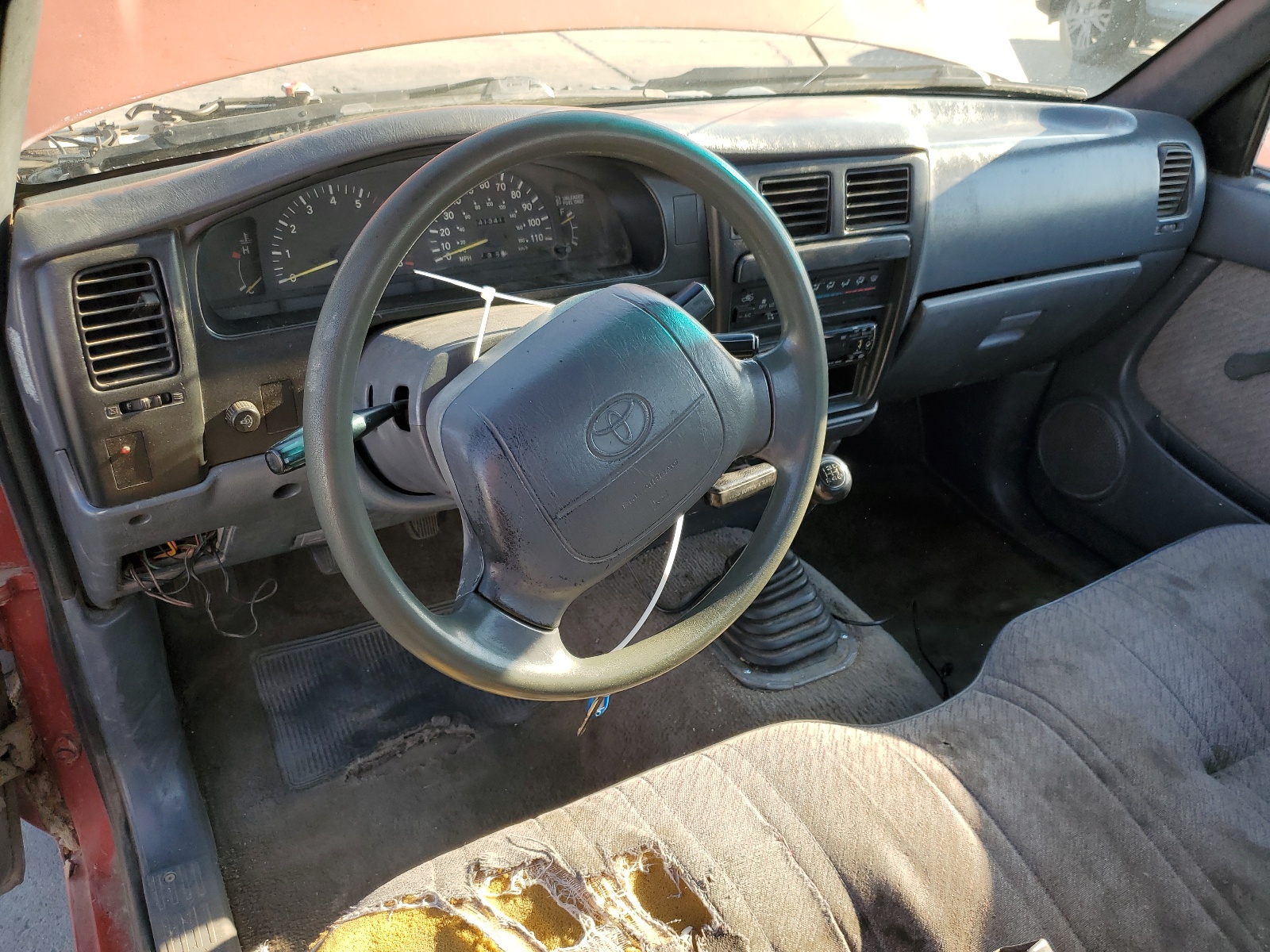 4TAUN41B4SZ033538 1995 Toyota Tacoma