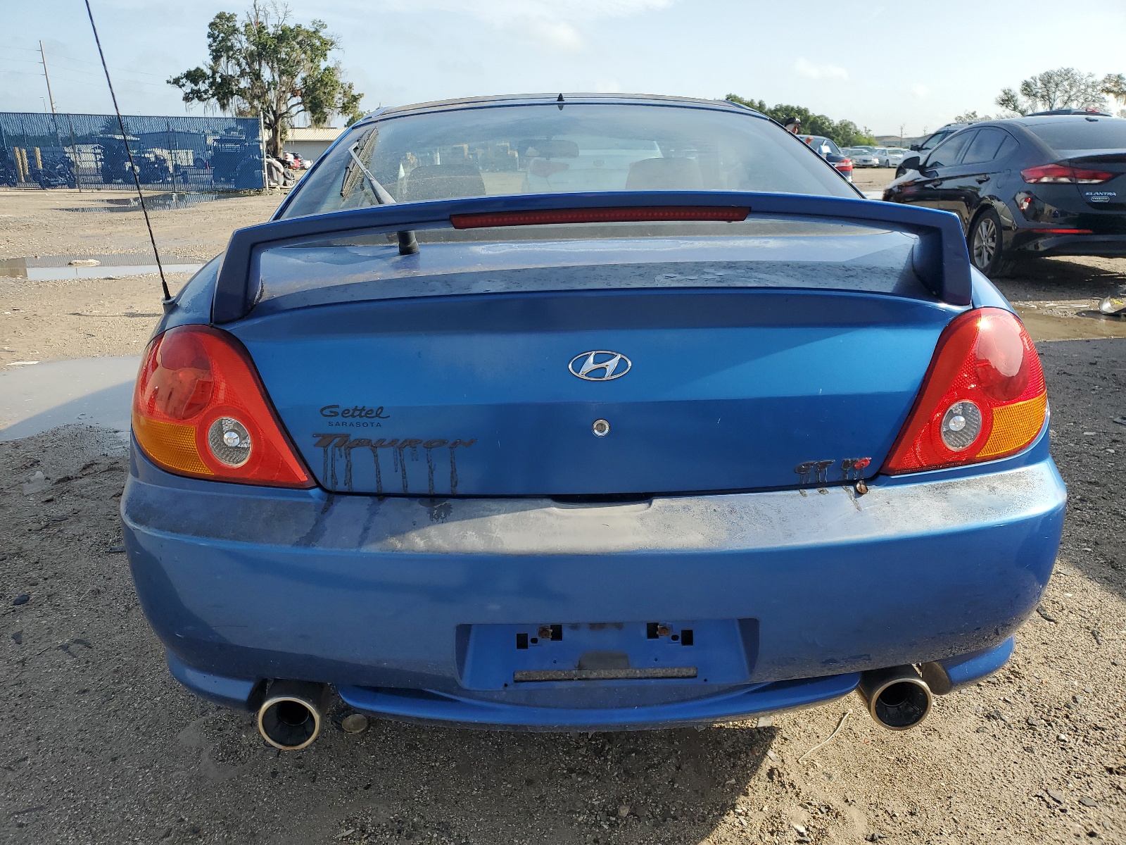 KMHHN65F34U118896 2004 Hyundai Tiburon Gt