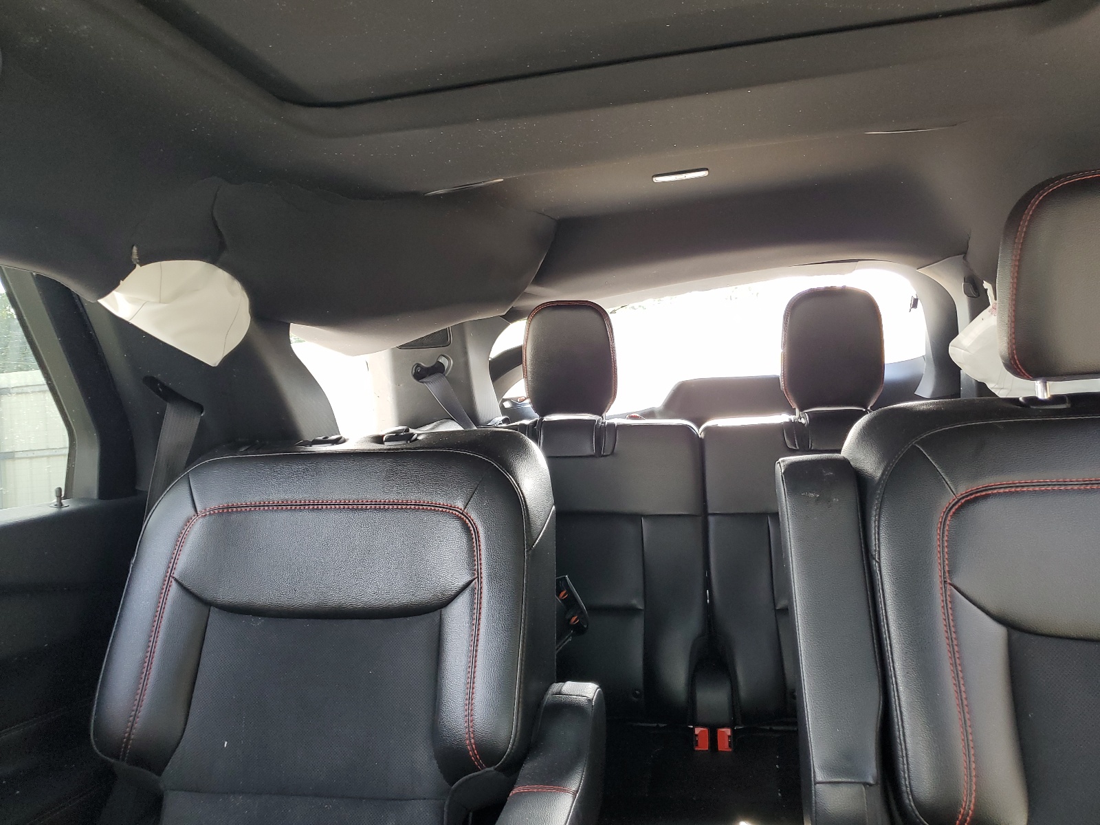 1FMSK7KH6NGA86746 2022 Ford Explorer St-Line