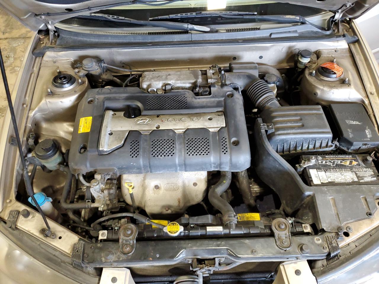 2002 Hyundai Elantra Gls VIN: KMHDN45D52U418020 Lot: 64077594