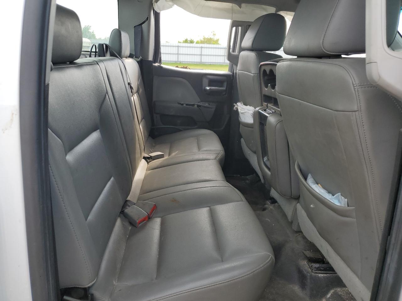 2018 GMC Sierra C2500 Heavy Duty VIN: 1GT21REG7JZ283591 Lot: 62236214