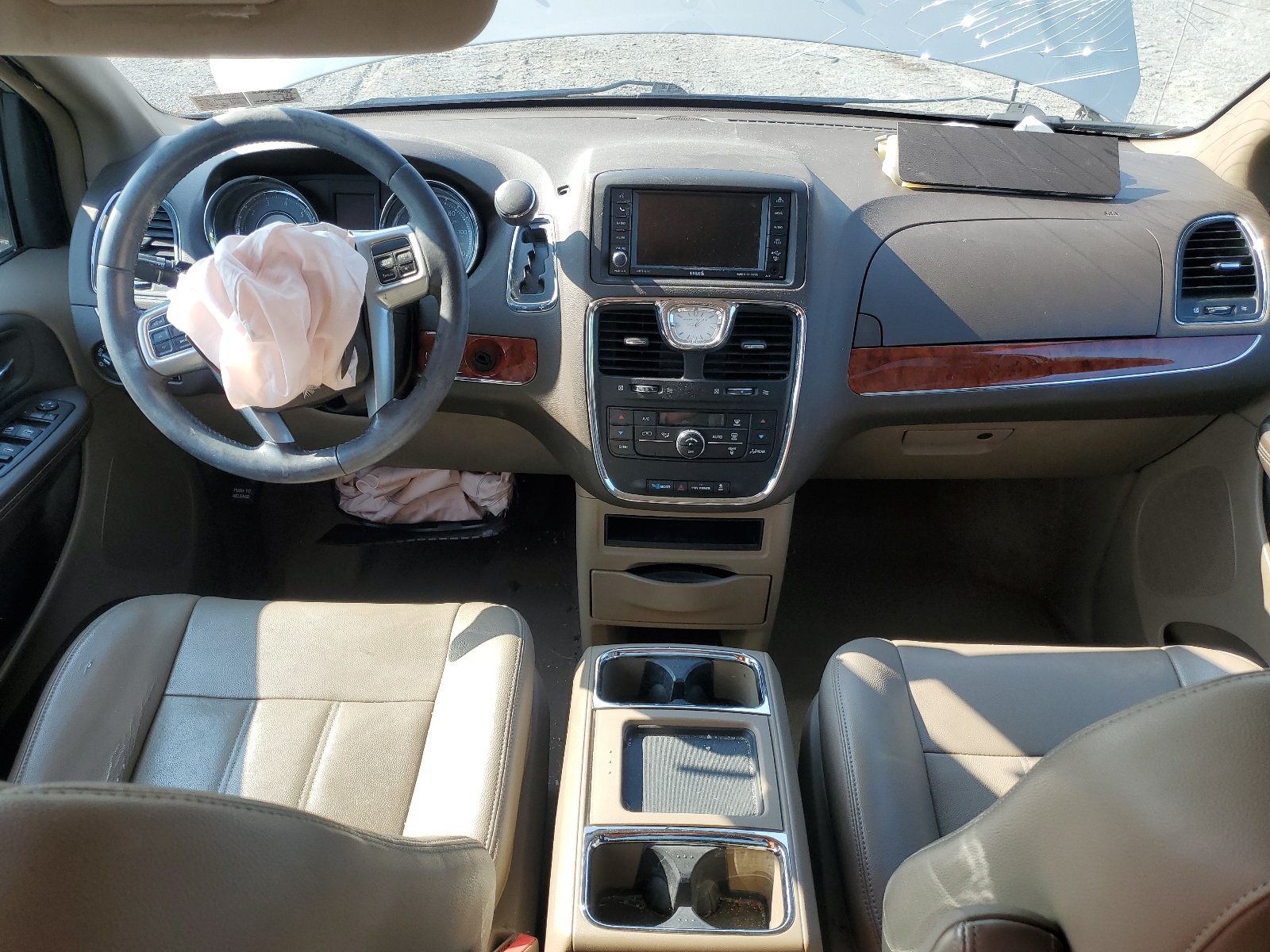 2C4RC1BG3DR711704 2013 Chrysler Town & Country Touring