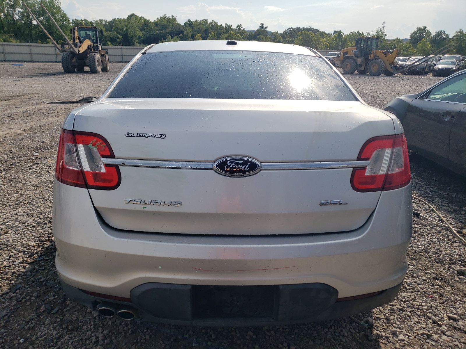 1FAHP2EW8AG139458 2010 Ford Taurus Sel