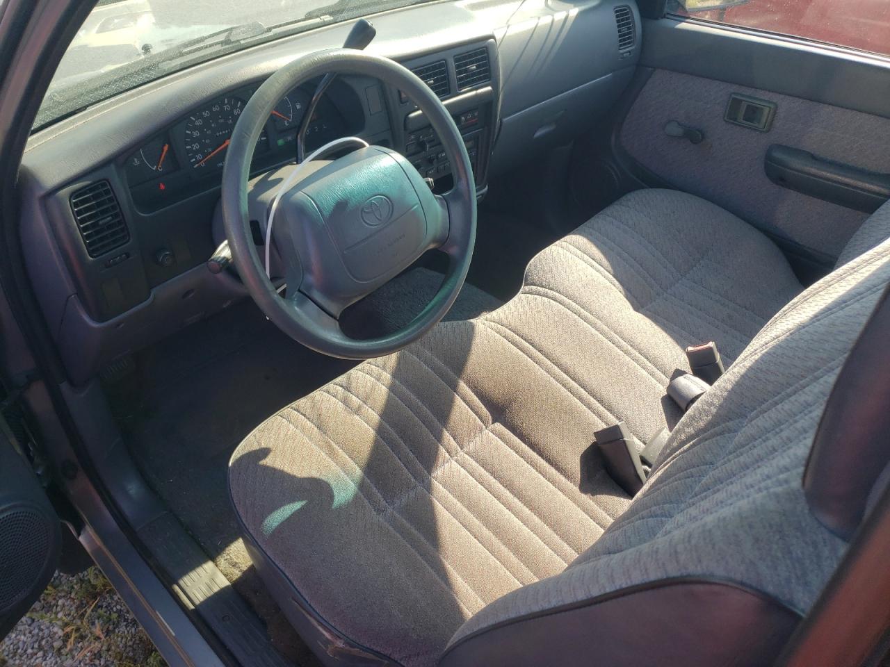 1996 Toyota Tacoma VIN: 4TANL42N4TZ215812 Lot: 62376724