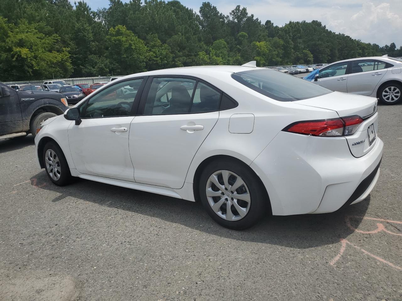 5YFEPMAE1NP301585 2022 TOYOTA COROLLA - Image 2