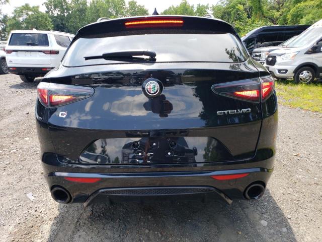  ALFA ROMEO STELVIO 2024 Чорний