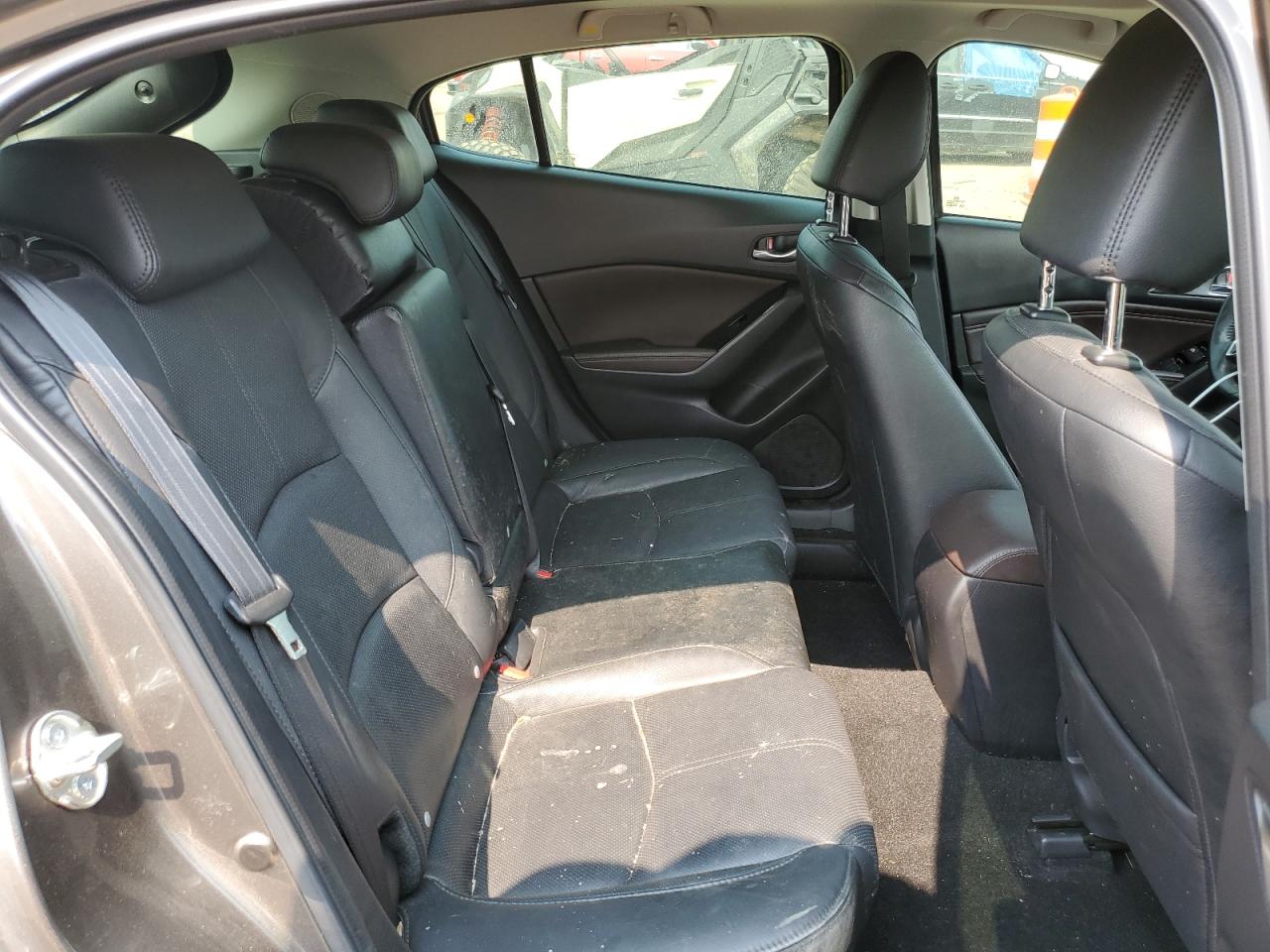 2018 Mazda 3 Grand Touring VIN: 3MZBN1M38JM173779 Lot: 64303244