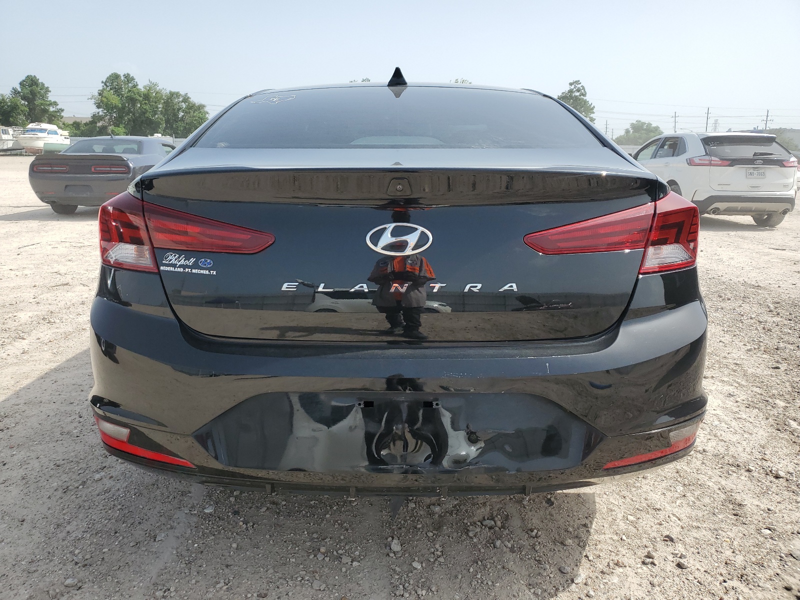 2019 Hyundai Elantra Sel vin: KMHD84LF5KU854751