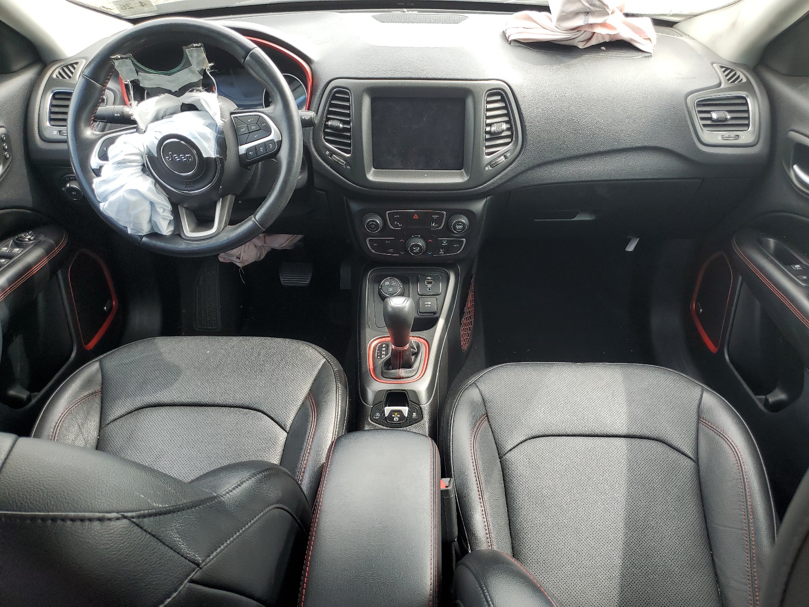 3C4NJDDB0MT557702 2021 Jeep Compass Trailhawk