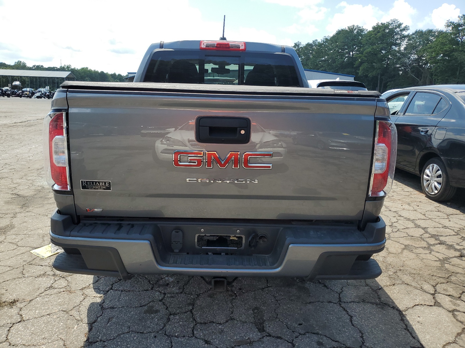 2021 GMC Canyon Elevation vin: 1GTG6CEN0M1247117